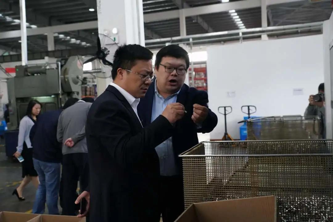 Pan Hao, Member of the Standing Committee of Changshu Municipal Committee and Minister of Organization Department, Visits Our Company