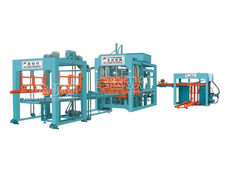 QTY8-15A型全自動砌塊成型機