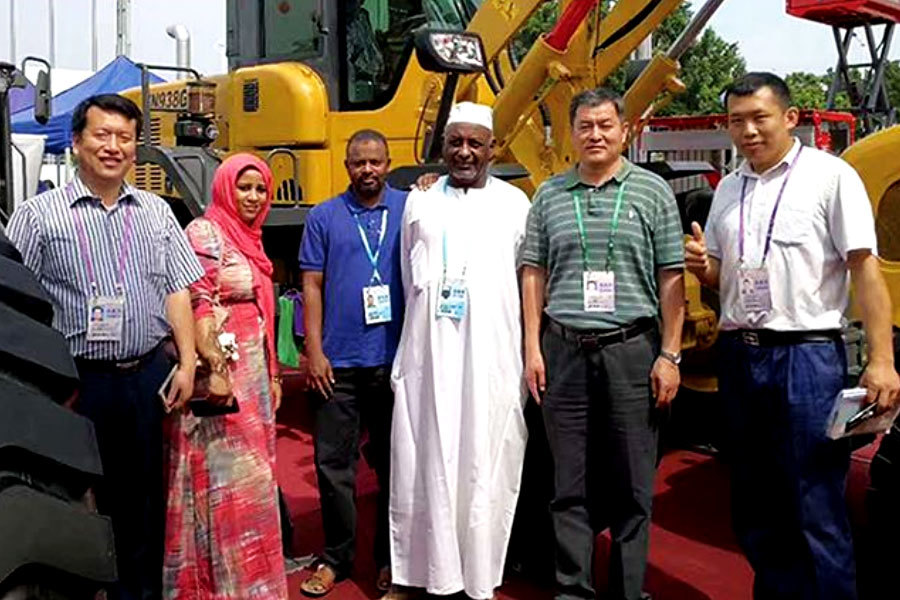 Sudanese customers who cooperated at the exhibition