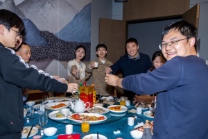 佳航