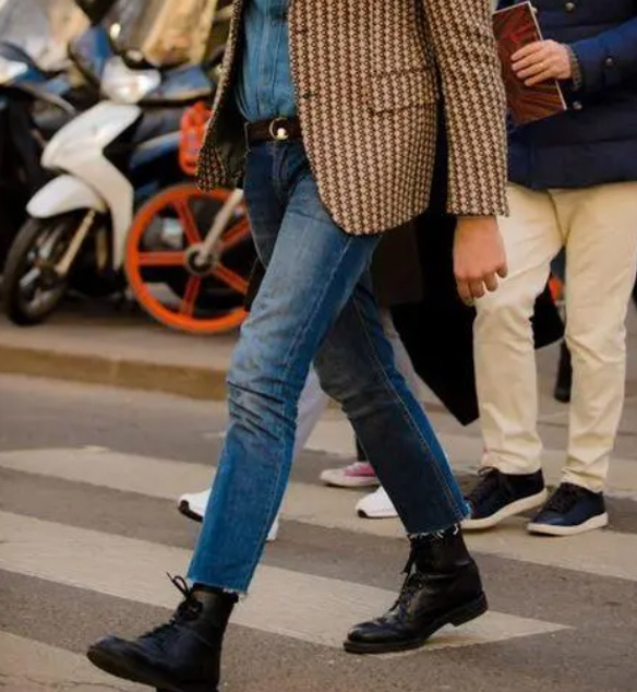 How to wear "suit + jeans" more efficiently?