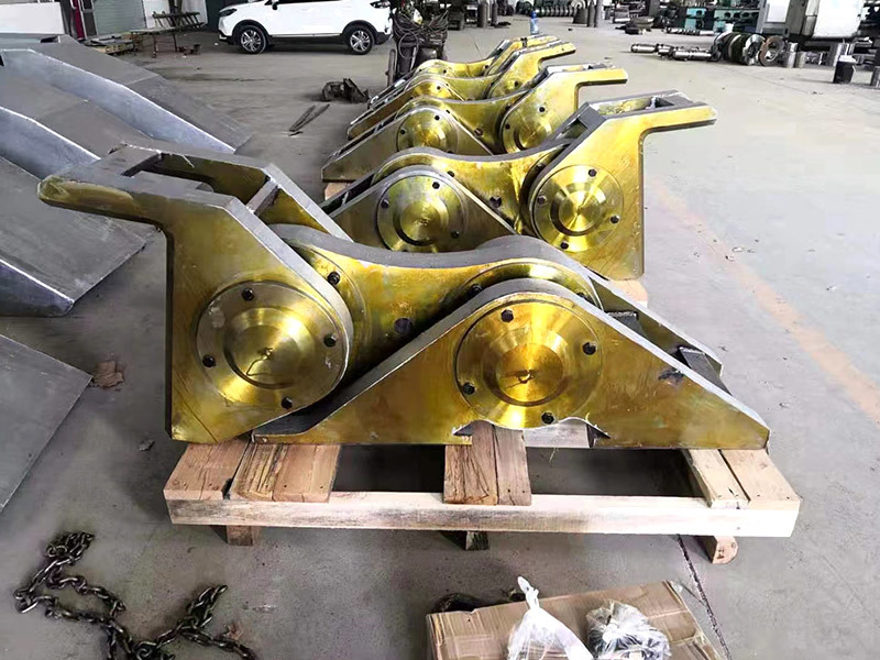 轉(zhuǎn)爐吊掛裝置
