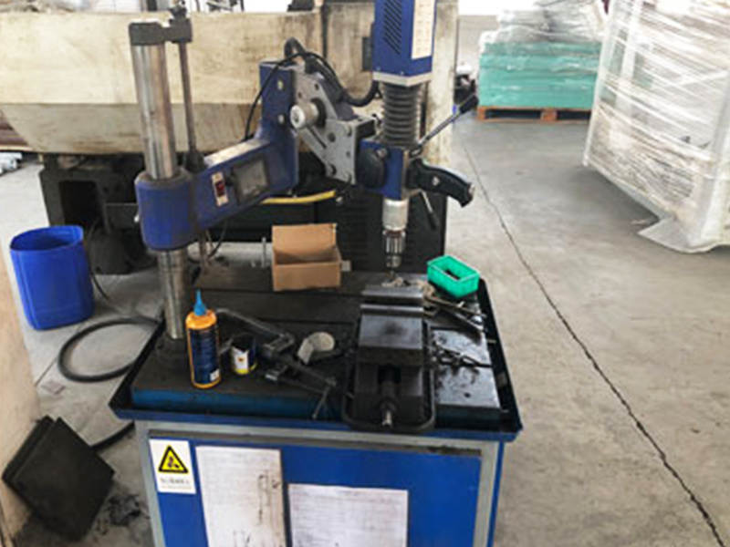 Cantilever Drilling Machine