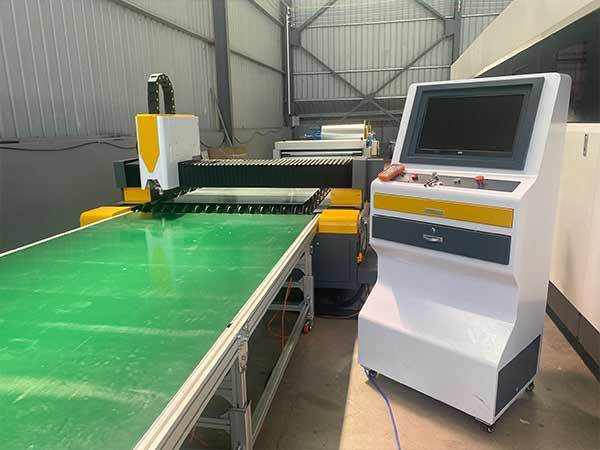 OCEAN LINK's latest automatic production line rolling platform laser cutting machine