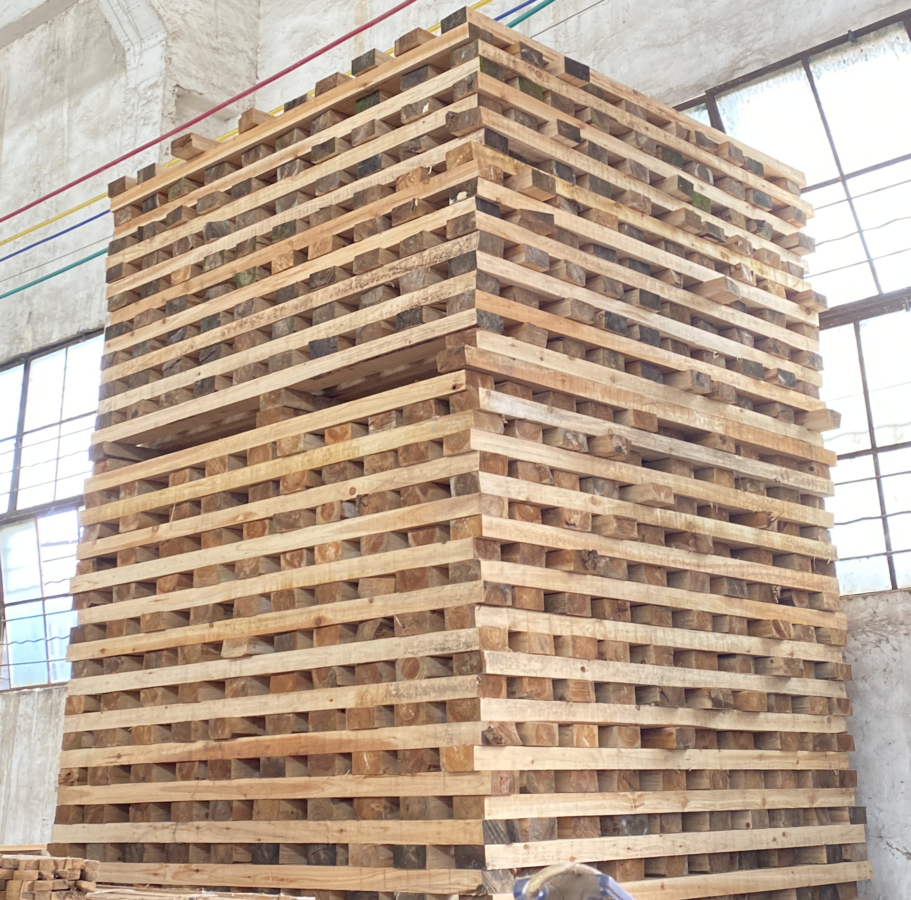 鹿林木業(yè) 建筑木方(半成品規(guī)格可定制) 源頭廠家批發(fā)大量供應(yīng)