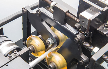 Các nhà sản xuất trục quay cao: bộ nạp máy tiện CNC là gì