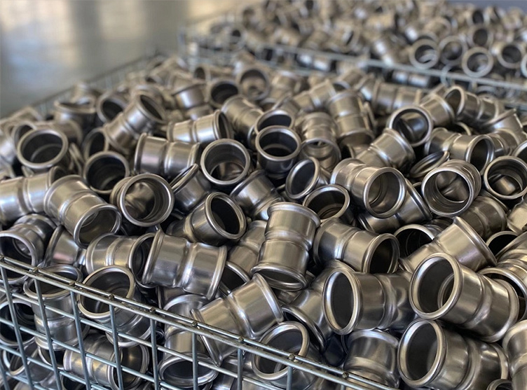 What is a stainless steel double compression fitting?