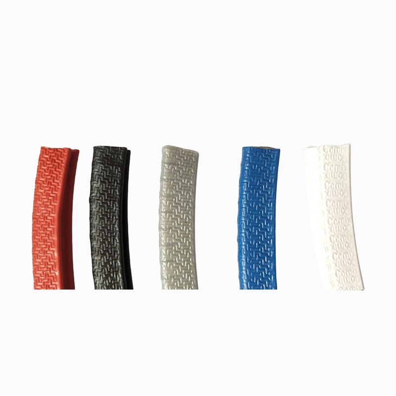 Car trim strip