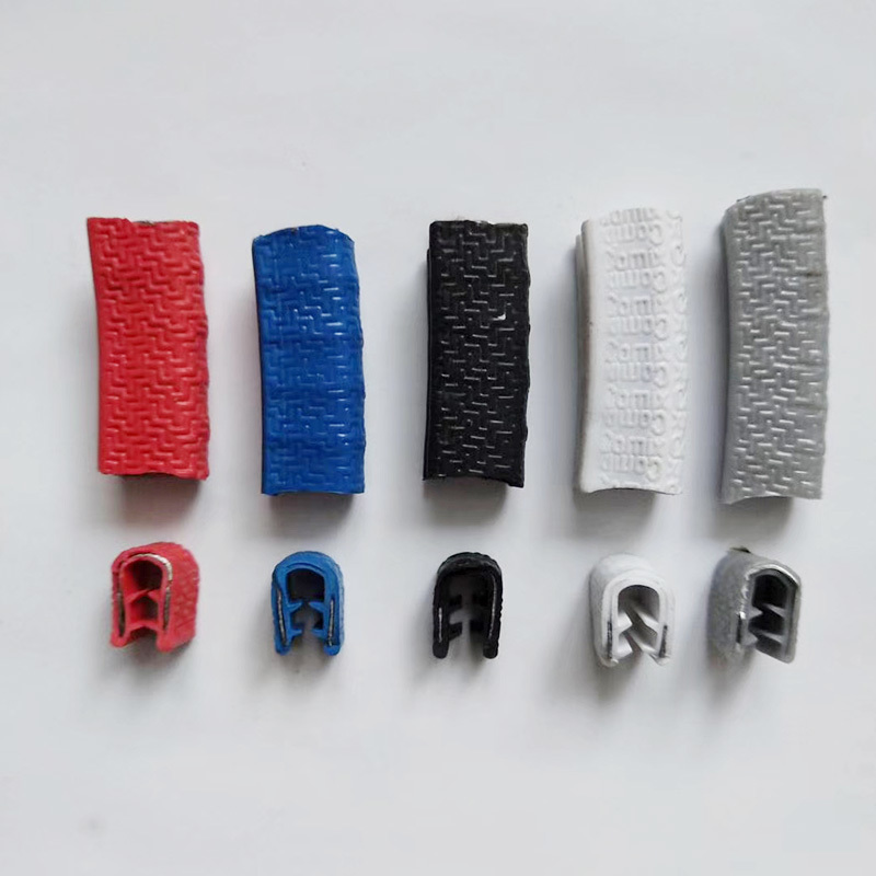 Car trim strip