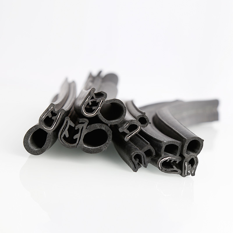 Automobile sealing strip