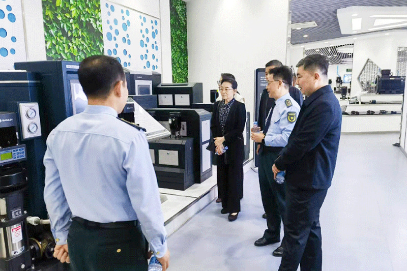 哈工大青島創新發展基地與青島三利集團共探產學研合作新篇 哈工大青島創新發展基地與青島三利集團共探產學研合作新篇