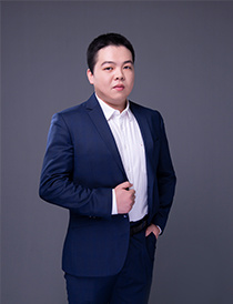 Wang Lingchen--Sales Director