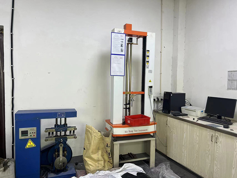 Electronic Universal Testing Machine Electronic Universal Testing Machine