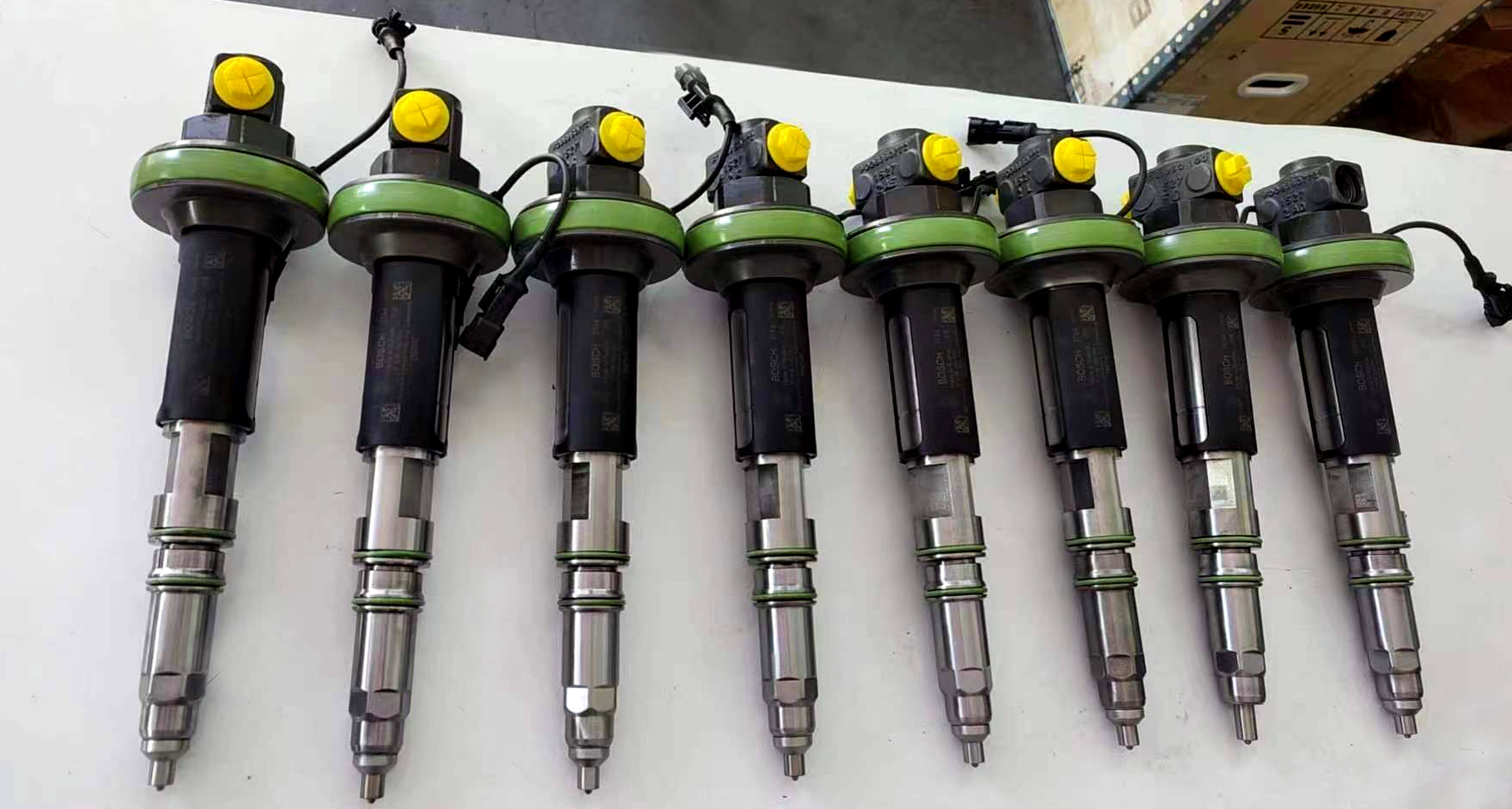 Cummins common rail injector 2867147