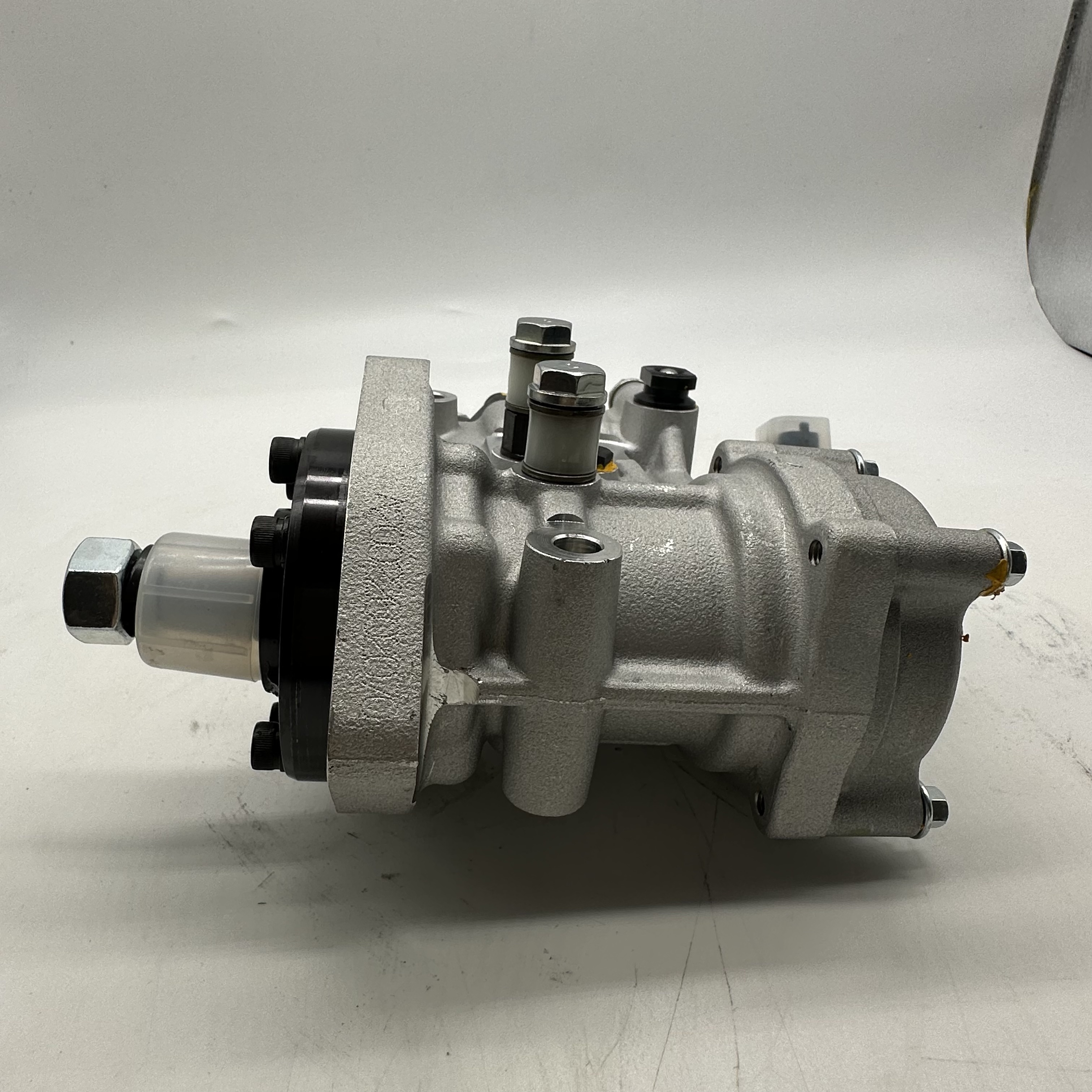 Diesel pump 0445025052