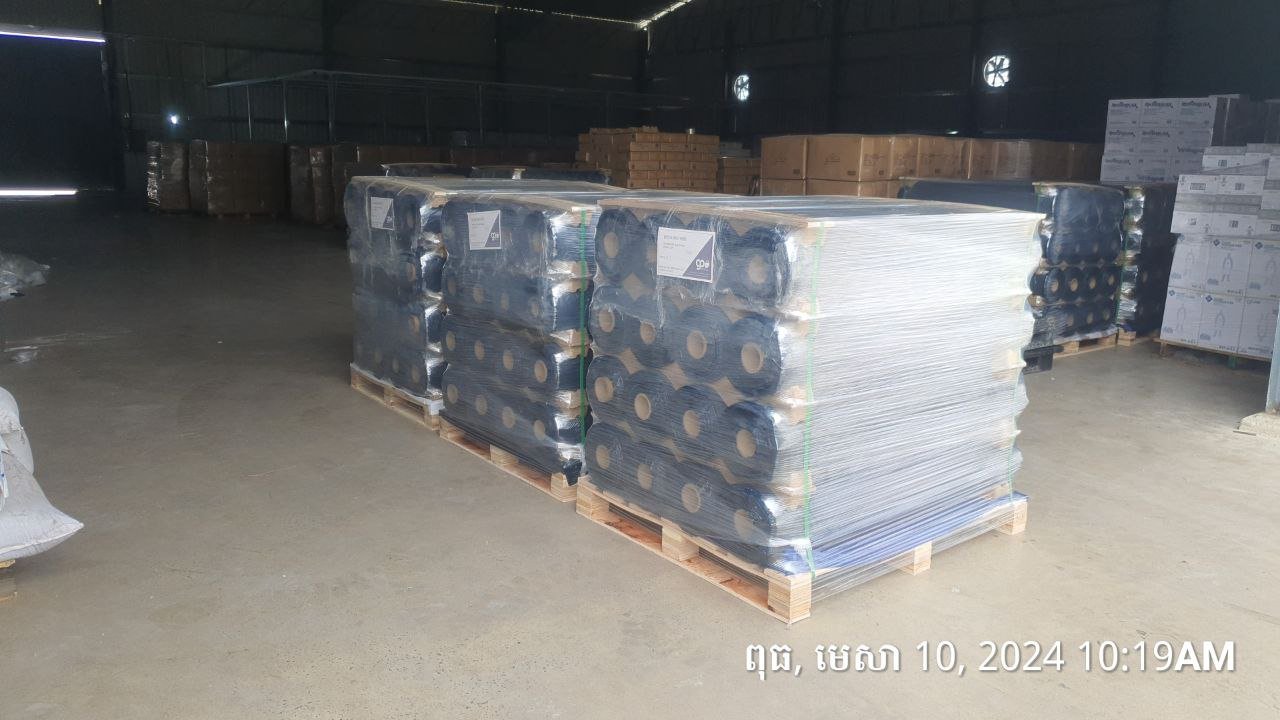 Film Plastic on Roll: Efficient Packaging and Shipping
