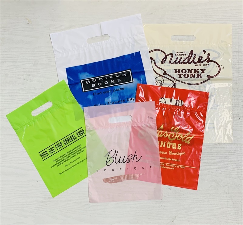 Foldover Die Cut Handle Bag