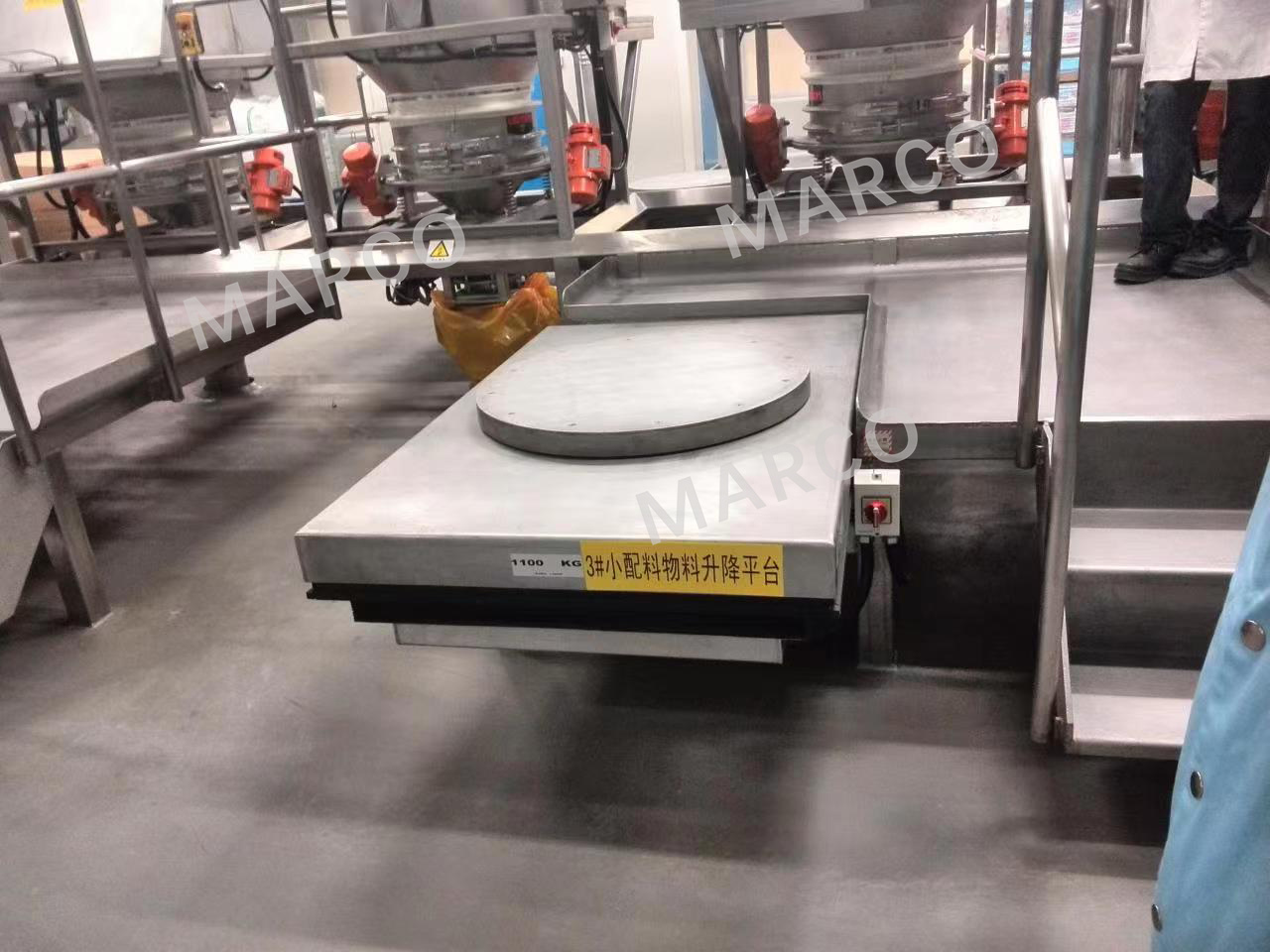 MARCO  custom  lifting equipment applied in the food industry
