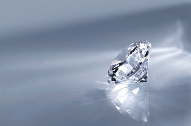 Dr. Yuan talks about diamonds: Namibia Grinding Diamonds
