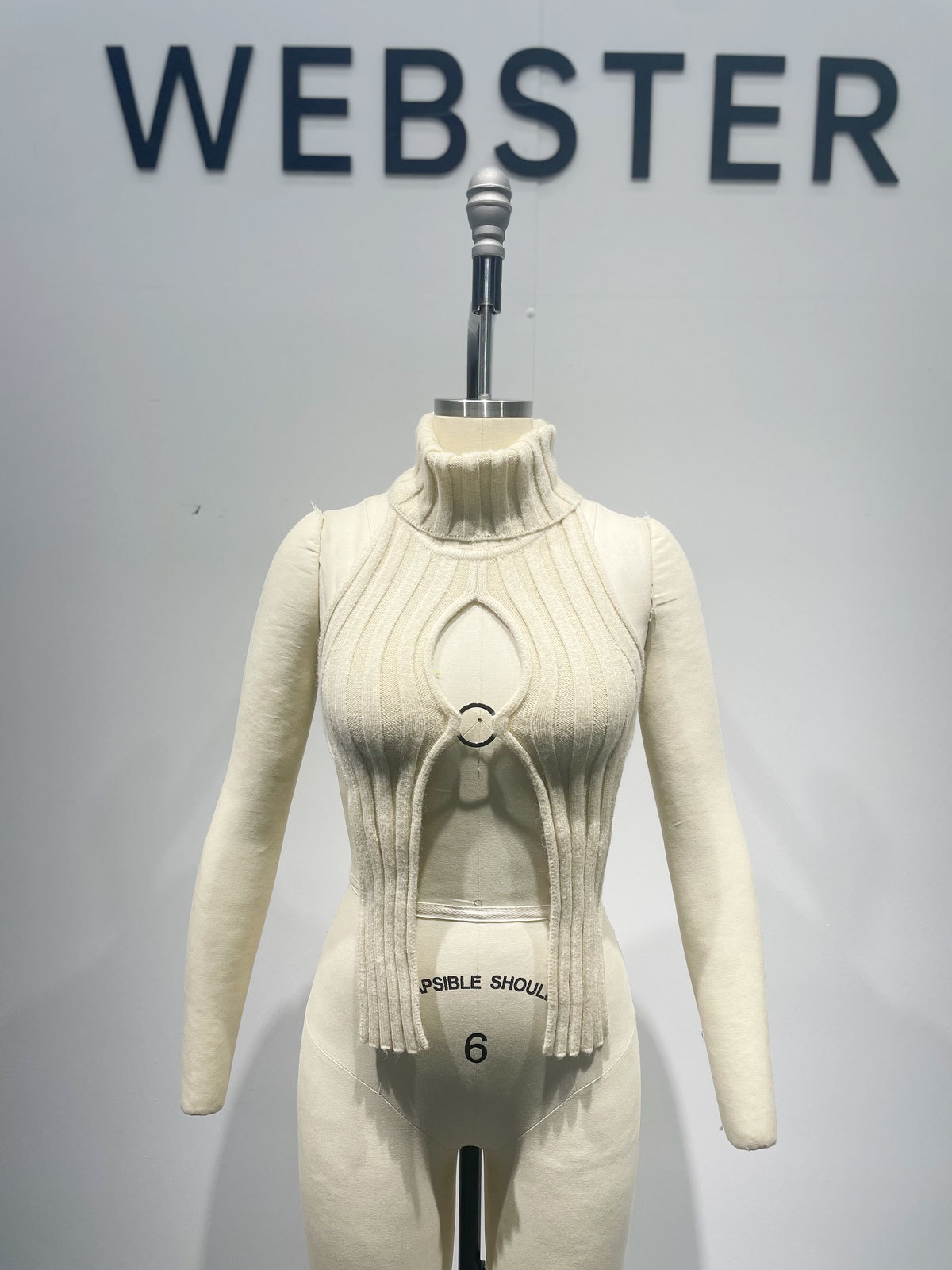 Large-Size Sweater