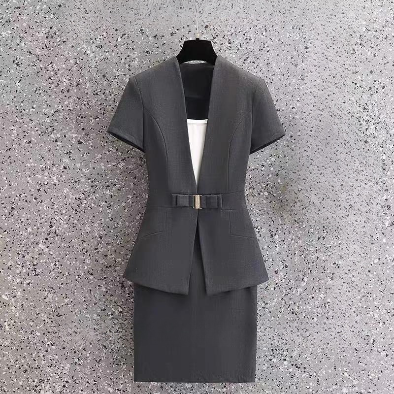 Cuello en forma de V manga corta traje de dos piezas