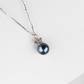 Black Pearl Crown Pendant Necklace Seawater Pearl Round