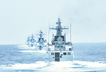 劈波斬浪 鏖戰(zhàn)海天！海軍某護(hù)衛(wèi)艦支隊(duì)開(kāi)展實(shí)彈射擊演練