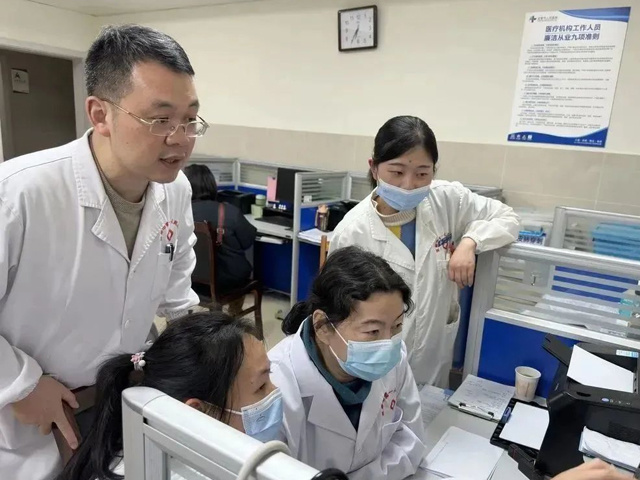 市人民医院成立省级肿瘤学教授工作站点