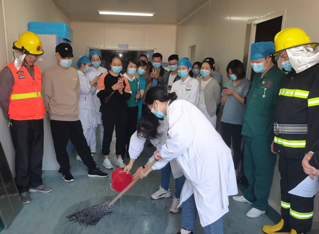 人民医院开展安全生产铸盾行动危化品应急演练