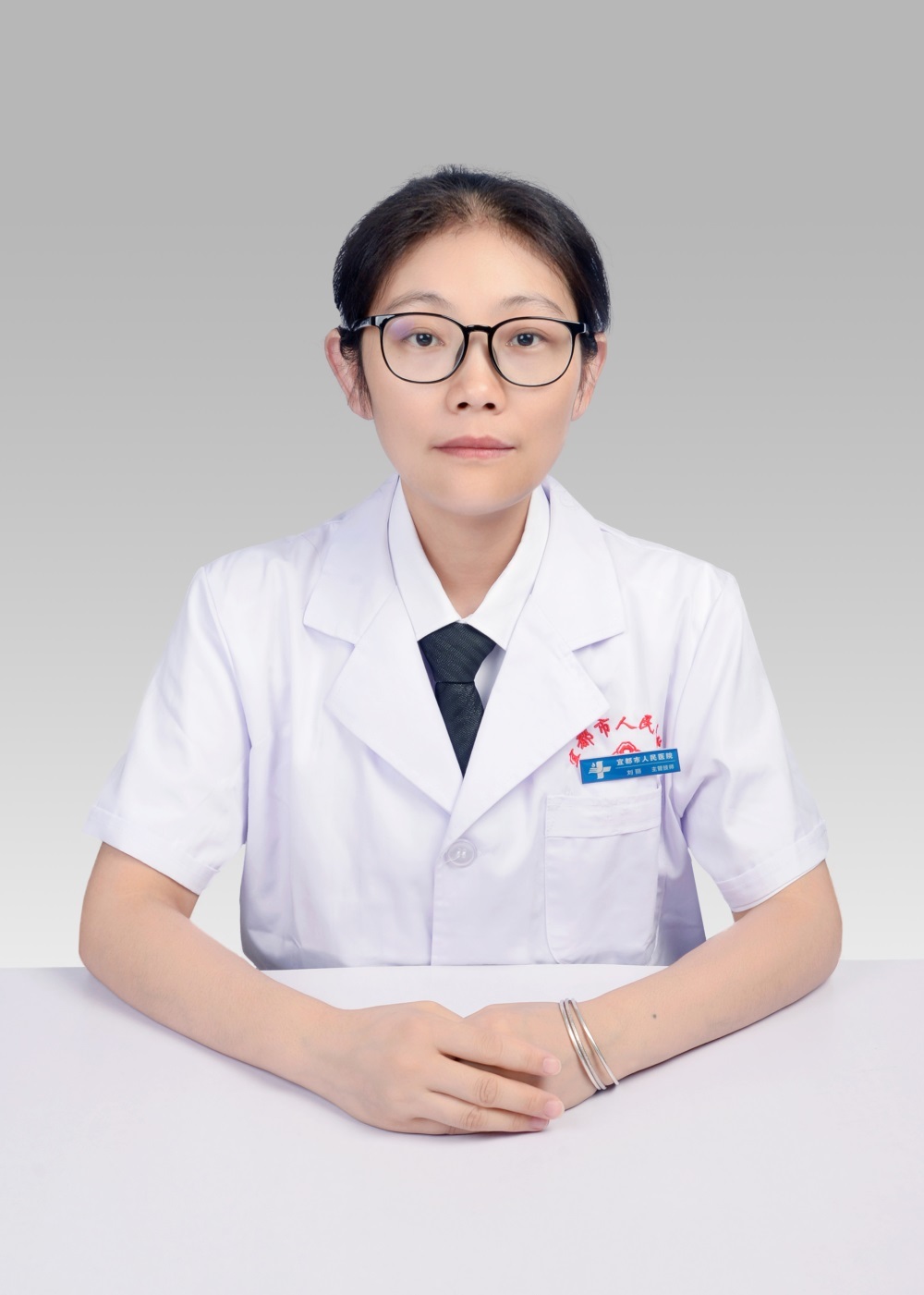 刘丽