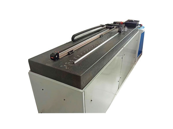 Guide rail pair parameter detection platform