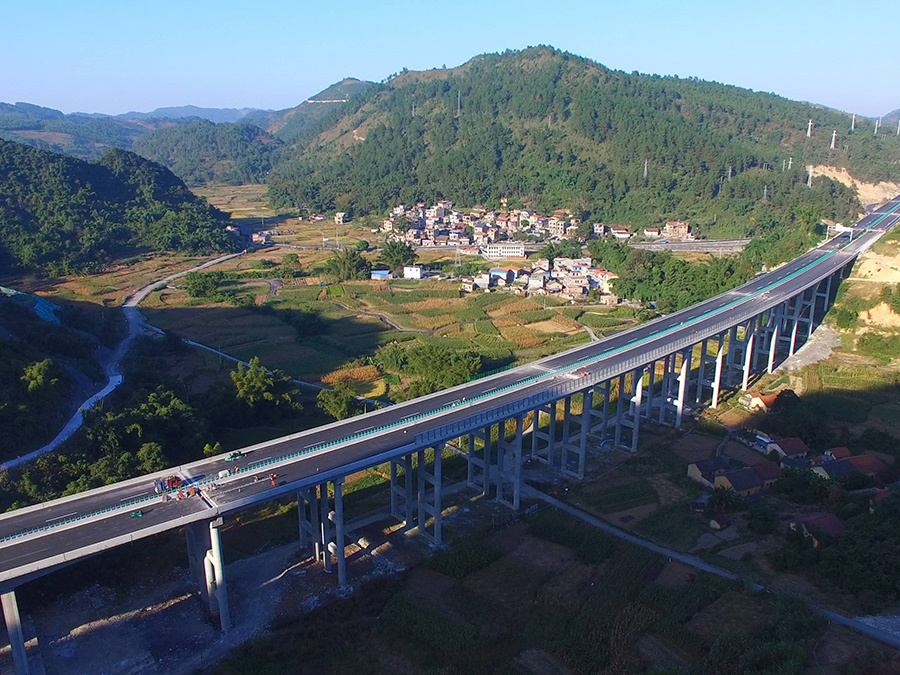 融水至河池高速公路