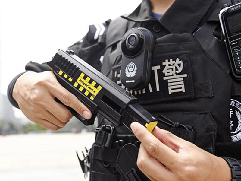 各类警用器材对于警务工作人员提高了自身保障
