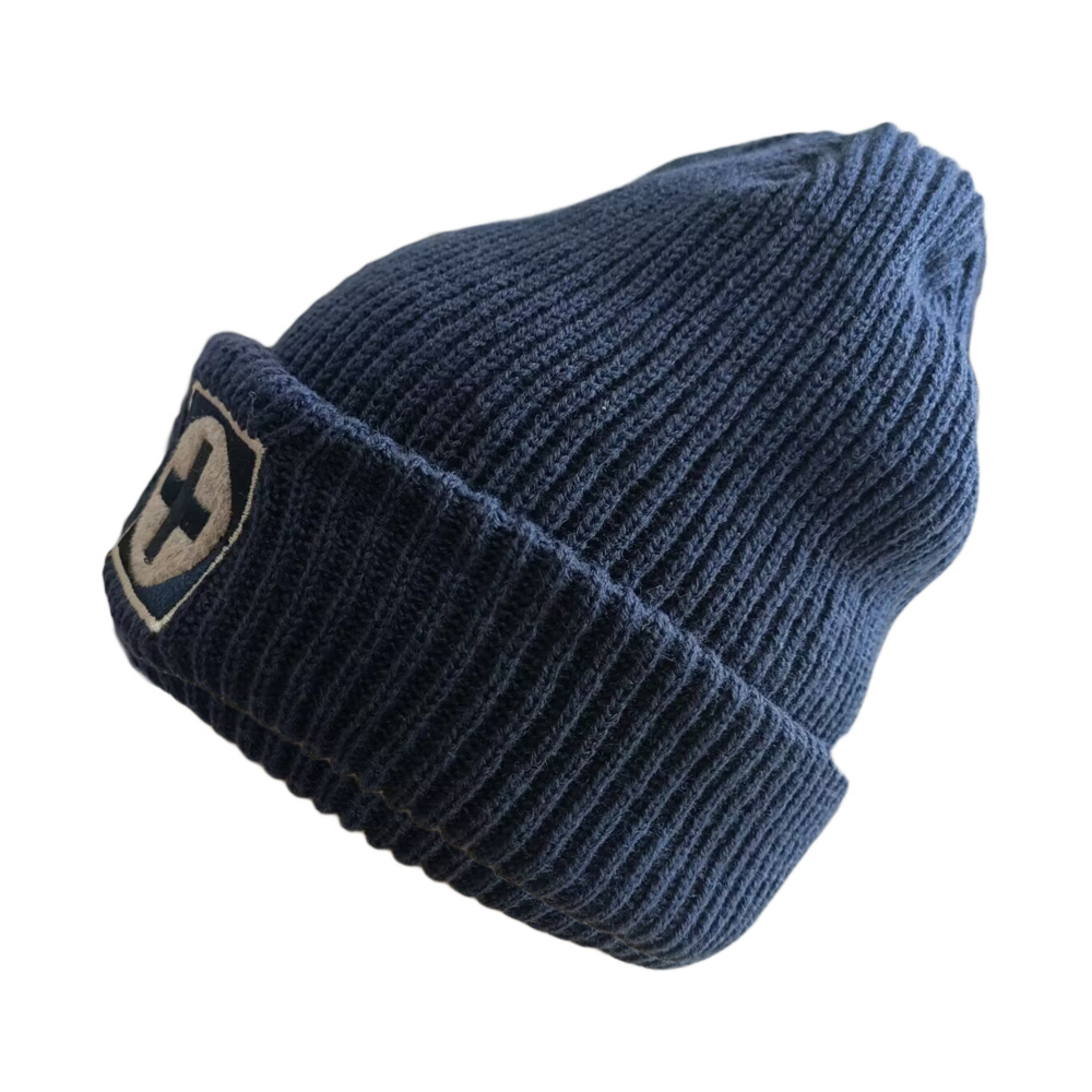 50% wool 50% acrylic knitted hats wholesale with felt embroidery patch