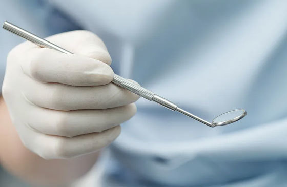 An article about equipment that improves work efficiency for dentists