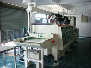 Etching machine