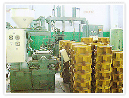 Sand mould forming machine