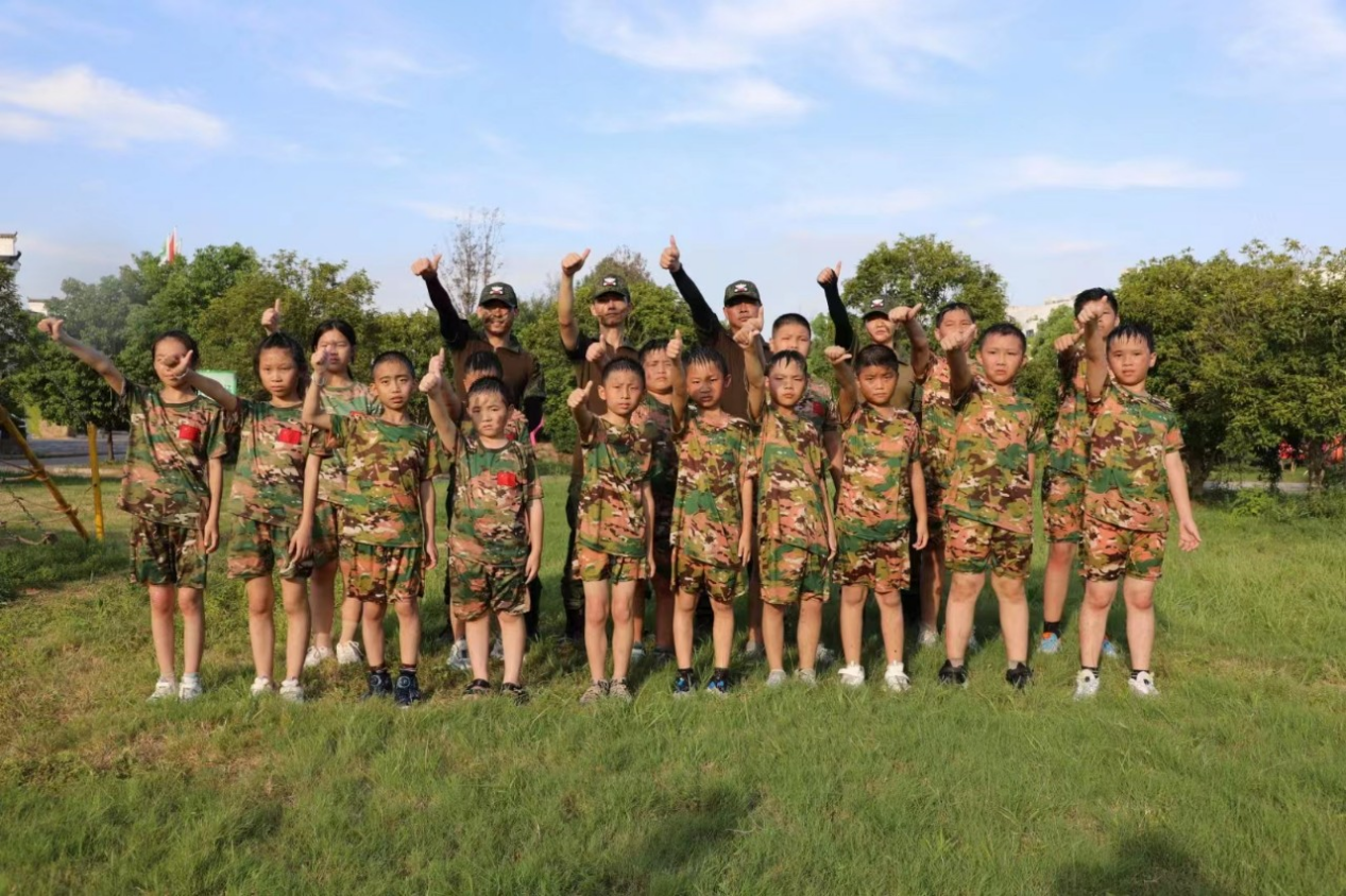 “橄榄绿军创特训营”在余干县太阳·鄱阳湖生态家园开营啦