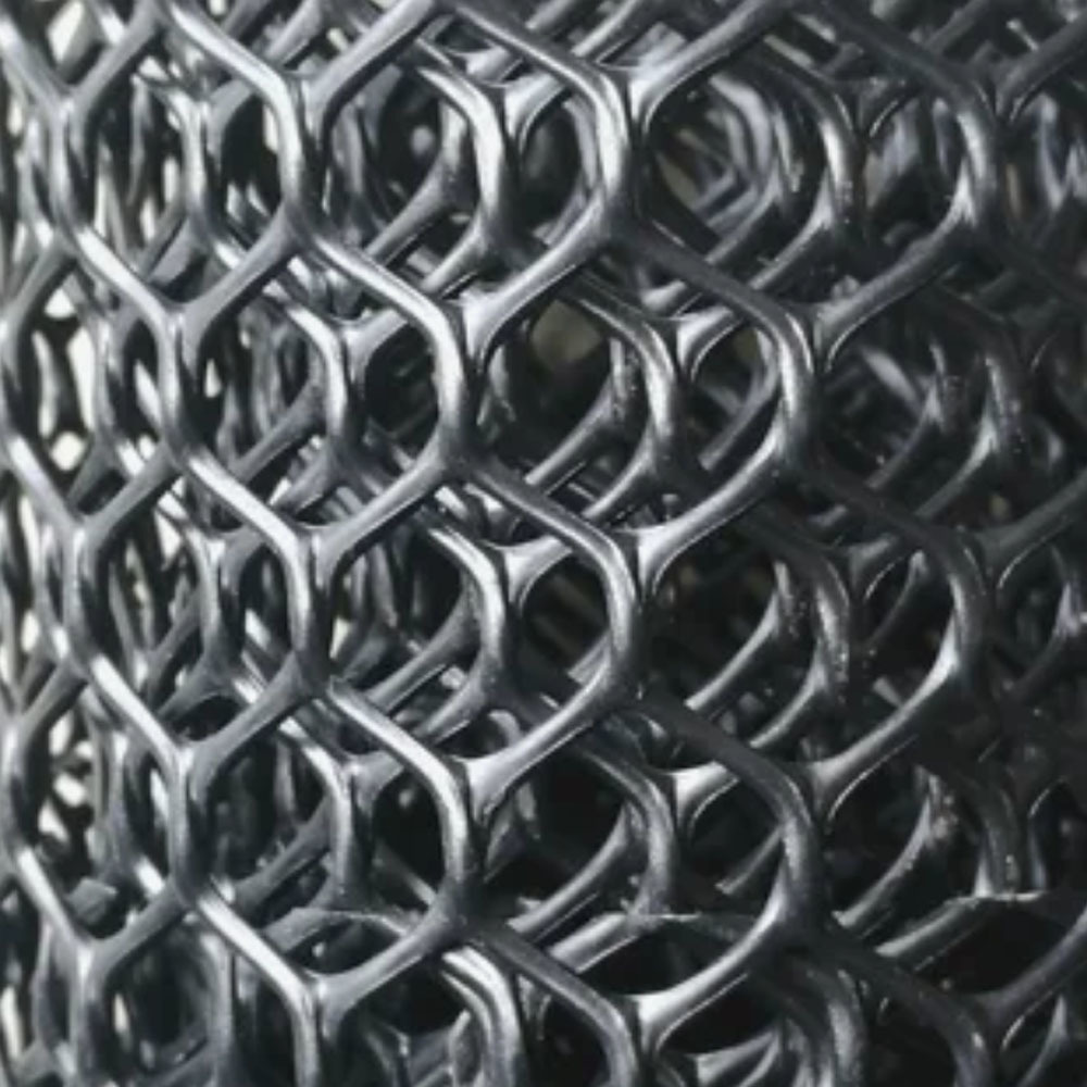 Reinforcement of reservoir bottom Geonet