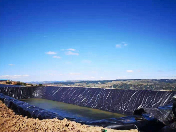Application of geomembrane