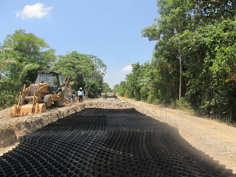Geogrid Chamber: The Ultimate Solution for Road Gravel Stabilization
