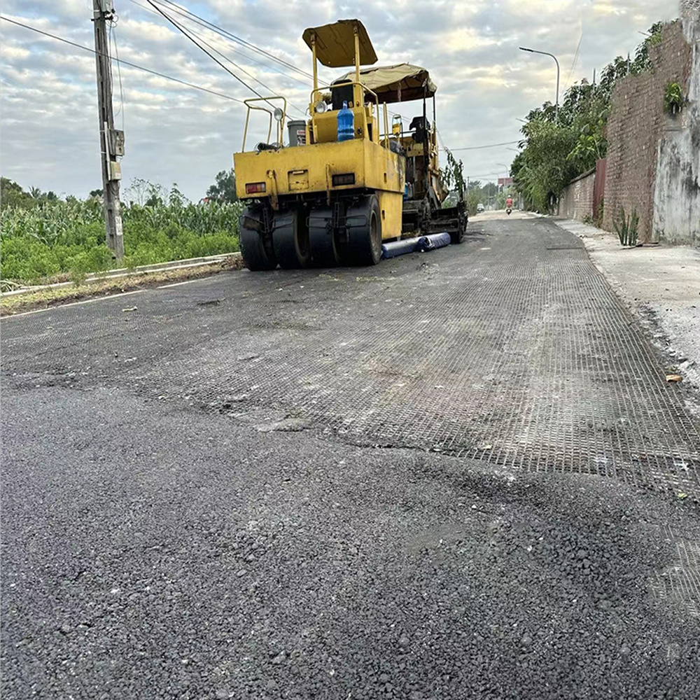 Important applications of geogrids