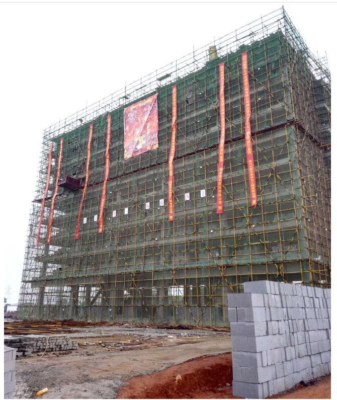 捷讯光电公司总部及光电子研发基地一期喜迎封顶