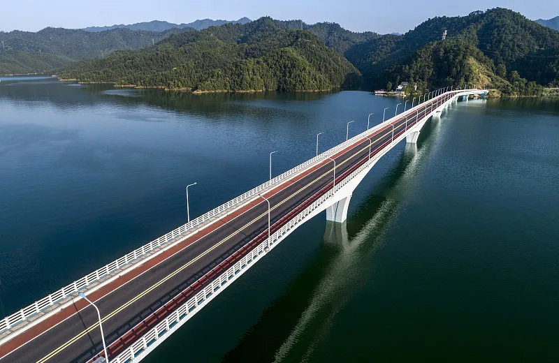道路