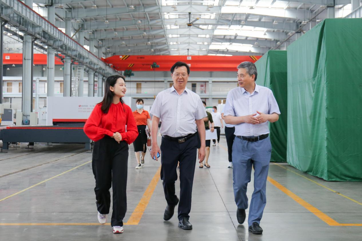 下基层，访企业，同心协力促就业 ——武汉东湖学院校长访企拓岗促就业专项活动