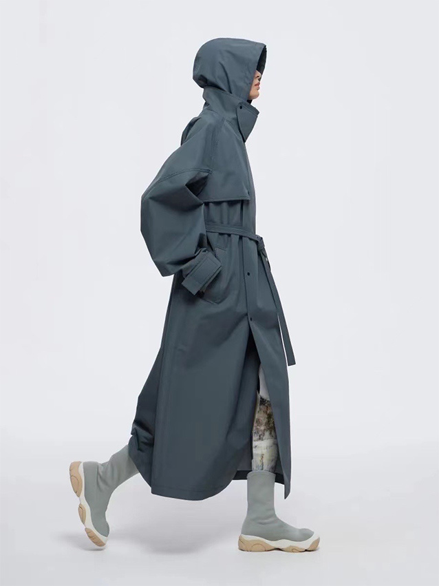 女装