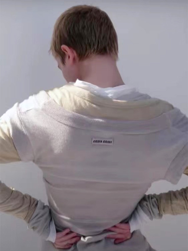 女装