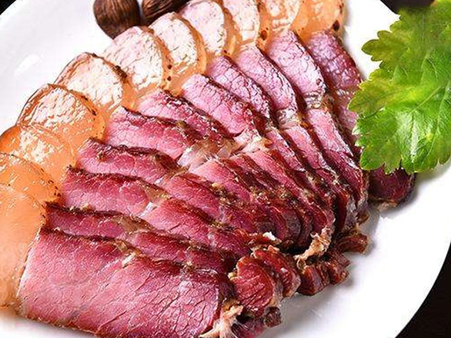 一口臘肉，一份鄉愁