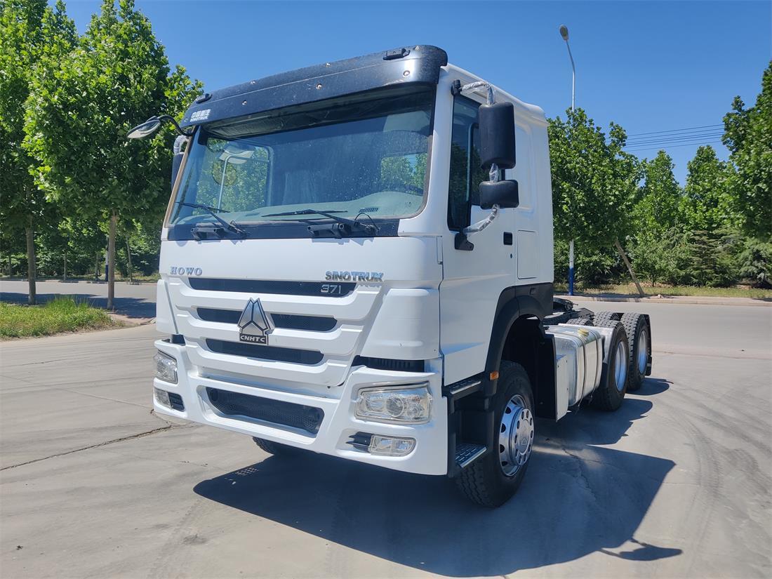 HOWO-7 6X4 371 Tracteur Euro III.