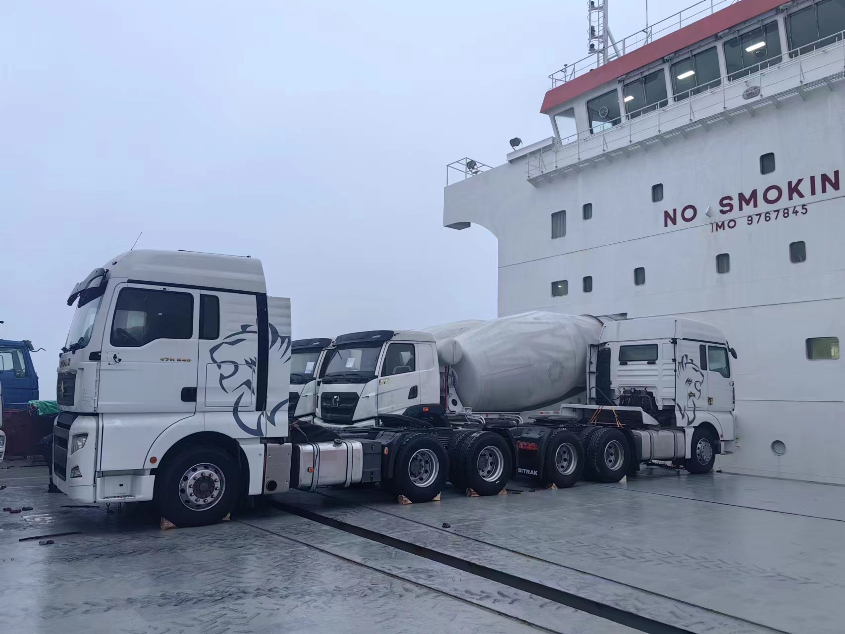 SITRAK C7H 6X4 440/540